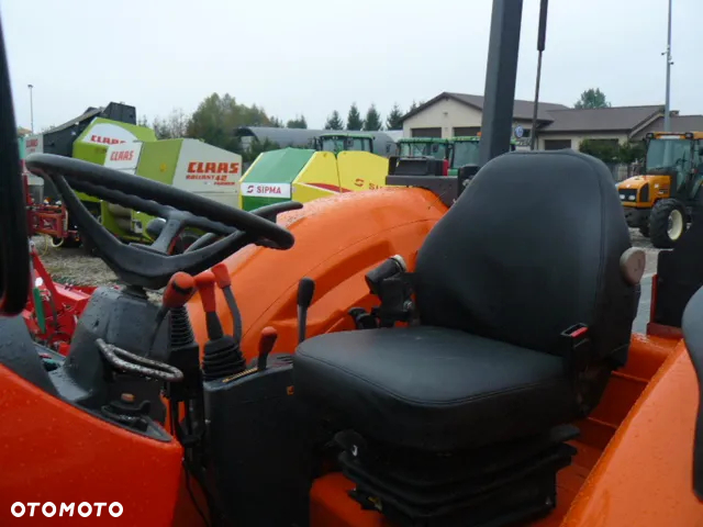 Kubota M8540 z ładowaczem Quicke - 13