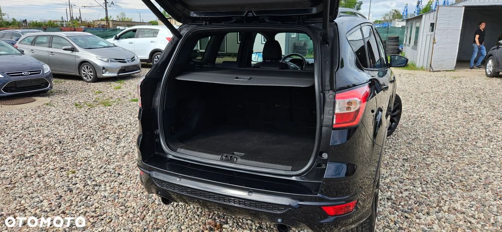 Ford Kuga - 28