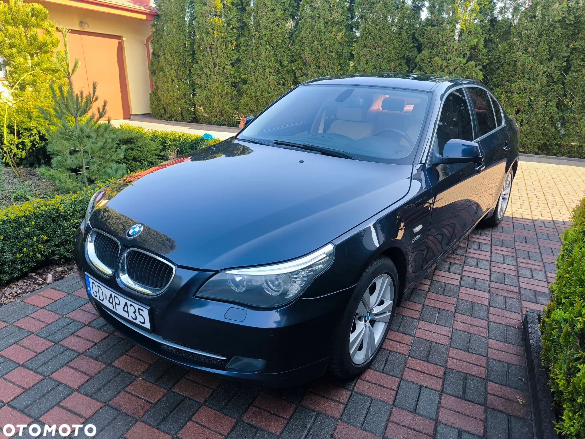 BMW Seria 5 528i - 1