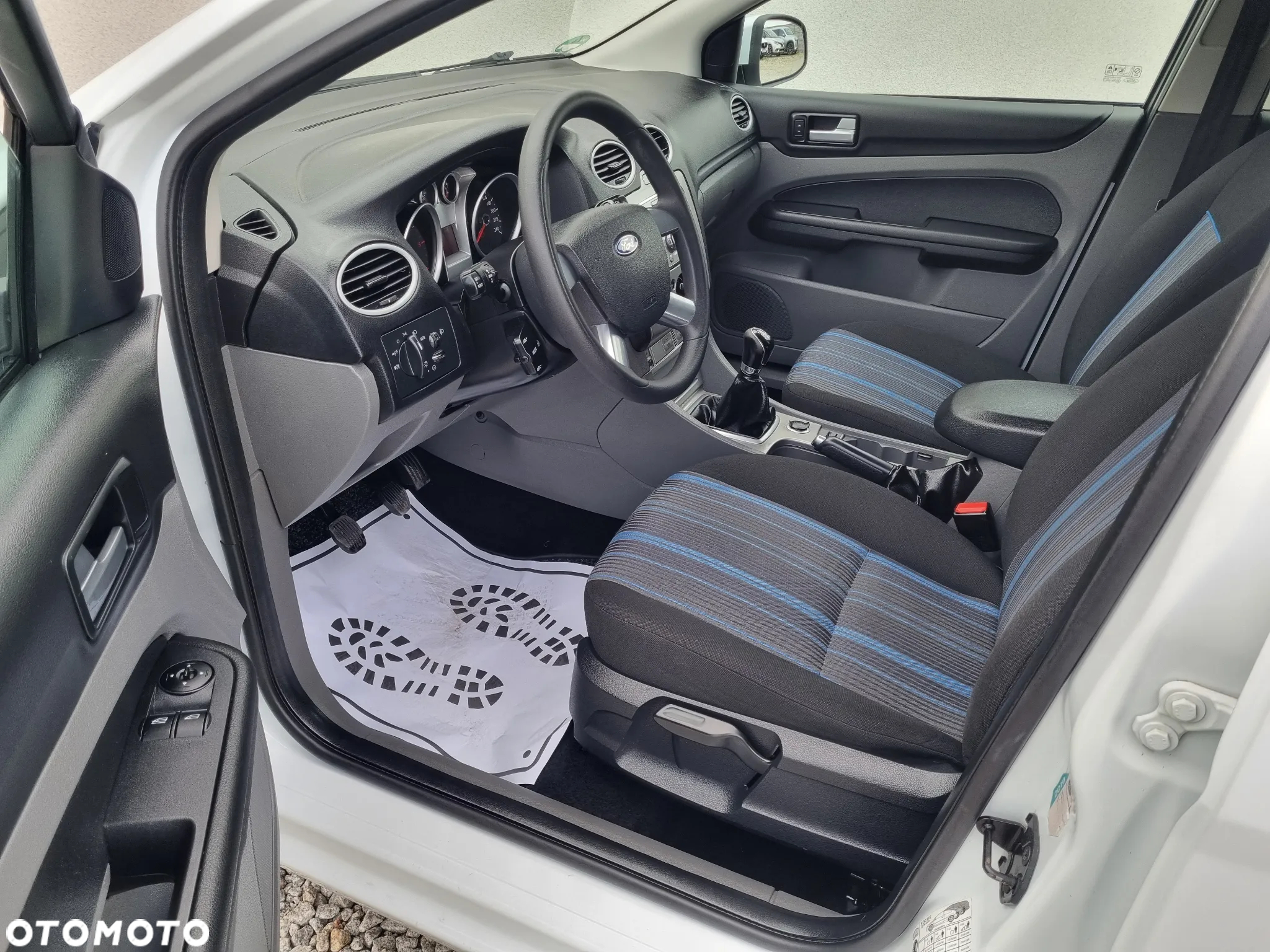 Ford Focus 1.6 TDCi Sport - 10