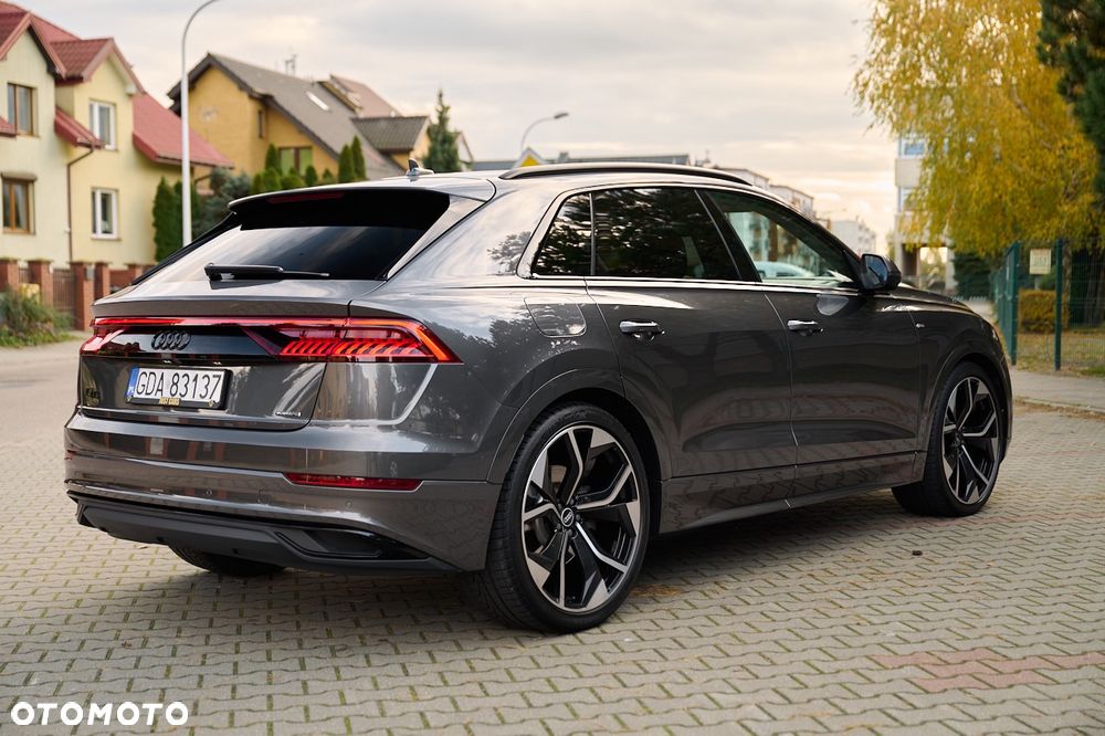 Audi Q8 - 13