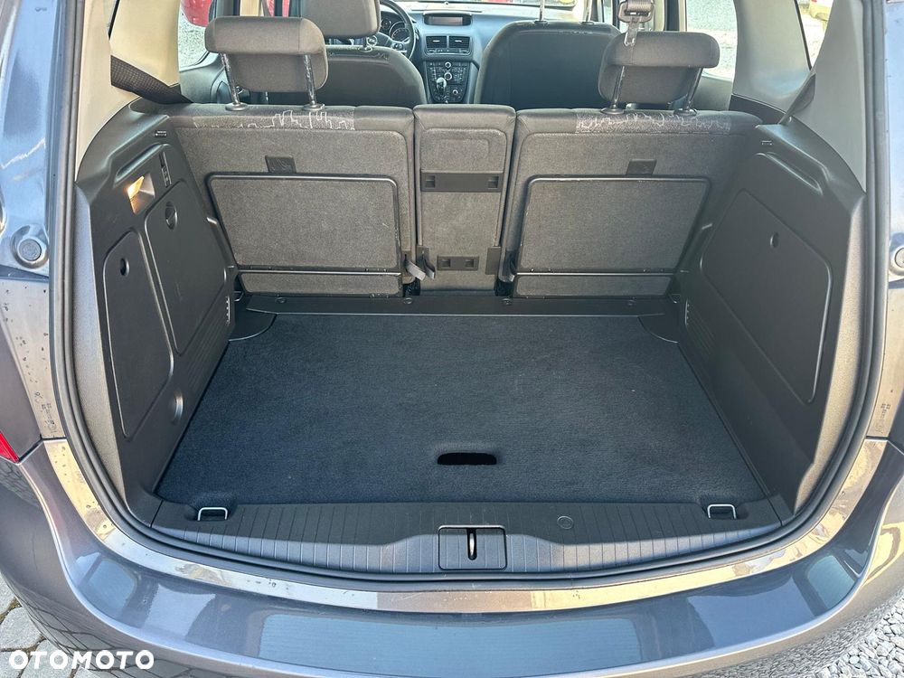 Opel Meriva 1.4 T Essentia S&S - 12