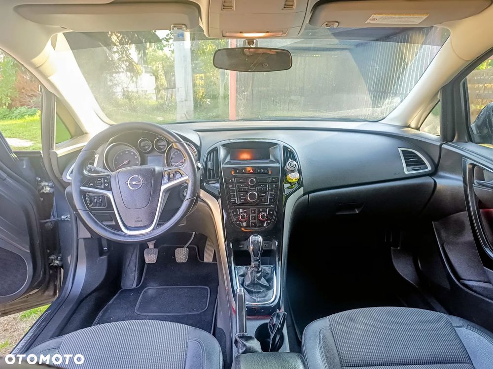 Opel Astra IV 1.6 Executive - 9