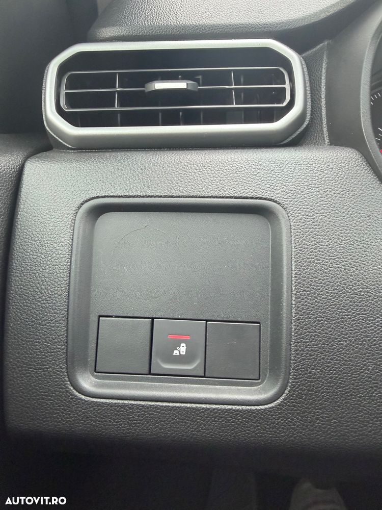 Dacia Duster TCe 150 GPF Prestige jante 17" - 11