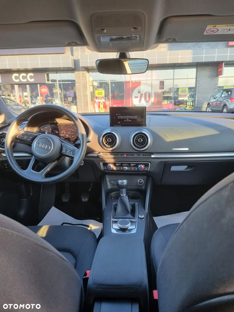 Audi A3 1.6 TDI Limousine - 11