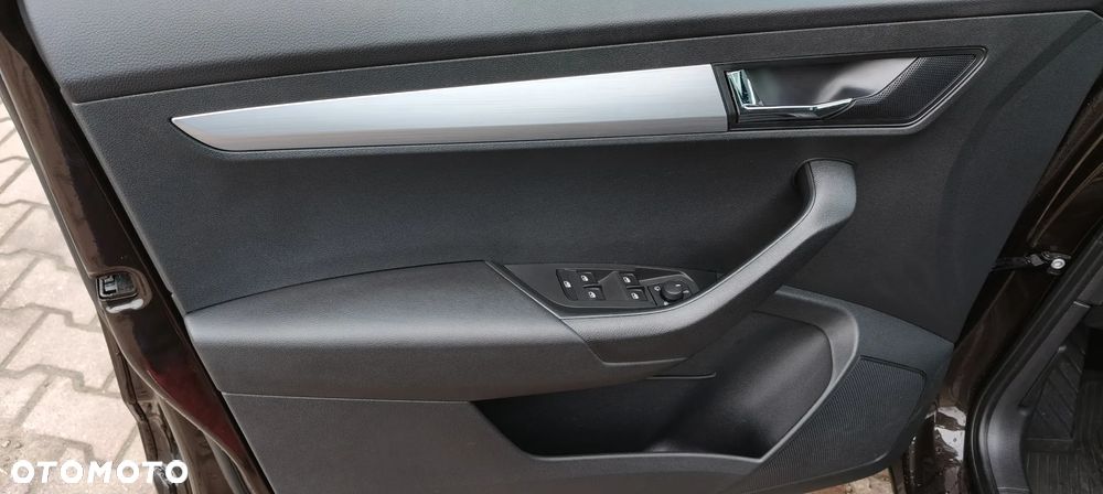 Skoda Karoq 1.0 TSI ACT Selection - 11