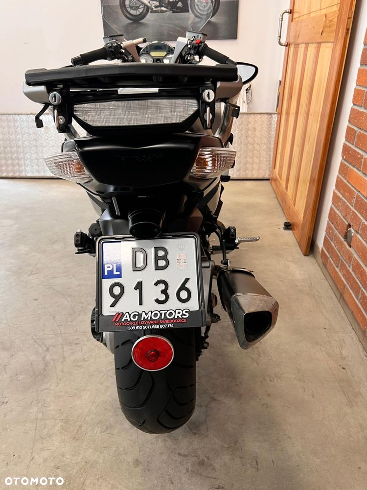 Kawasaki GTR - 16