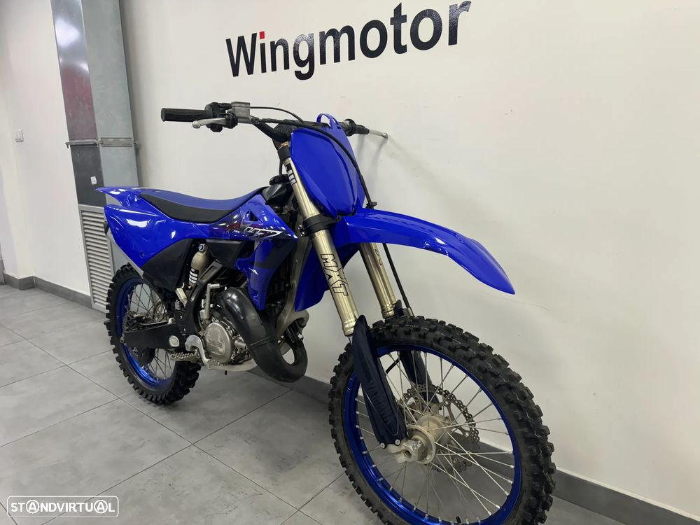 Yamaha YZ 125 - 3