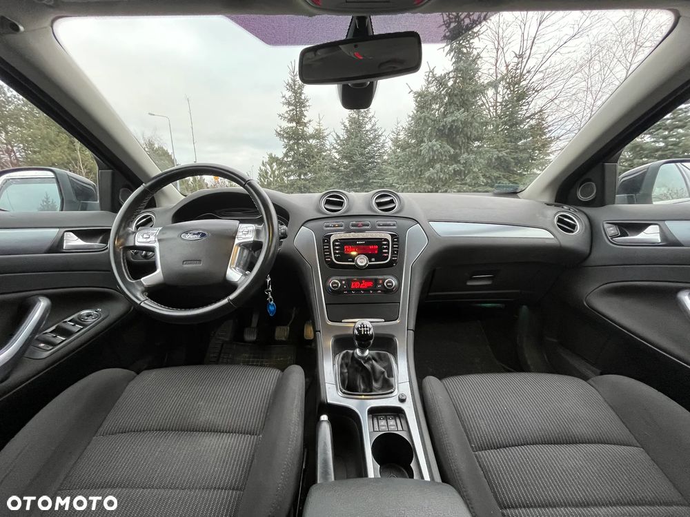 Ford Mondeo 1.6 T Platinium X Plus (Titanium) - 6