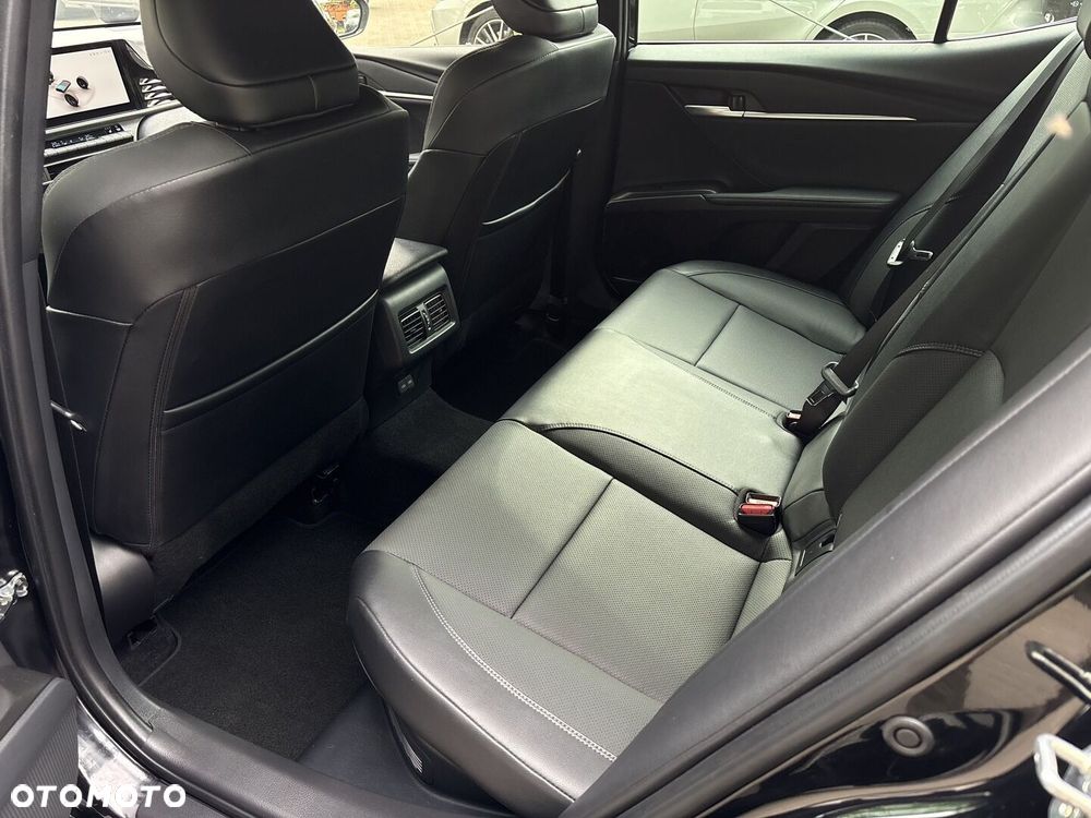 Toyota Camry - 14