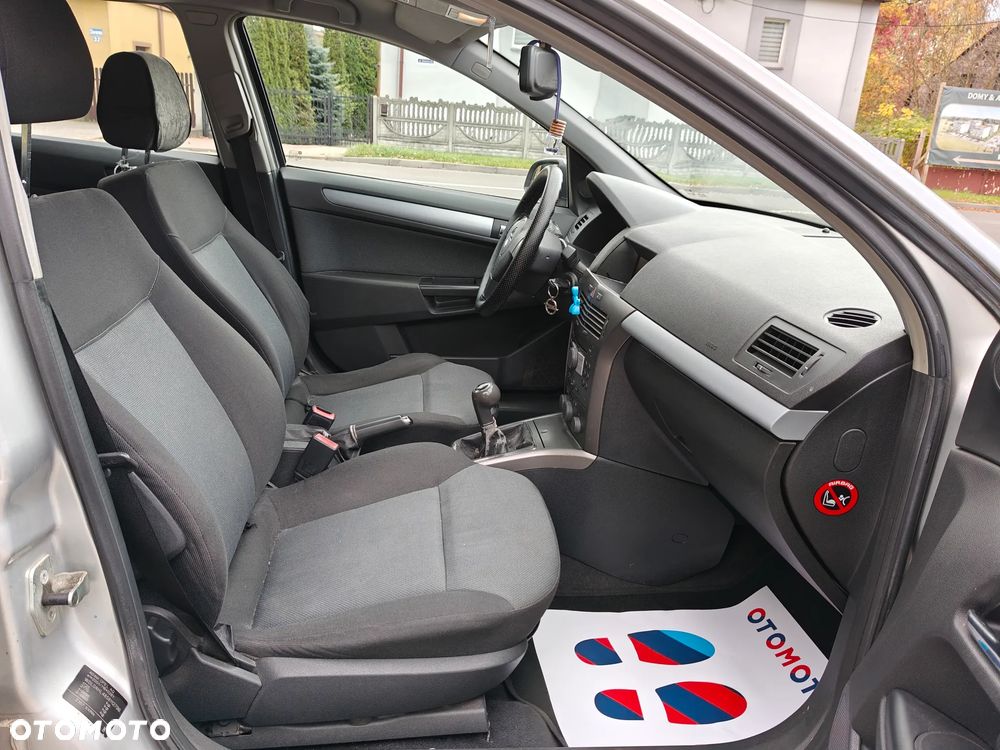 Opel Astra 1.4 Edition Plus - 25