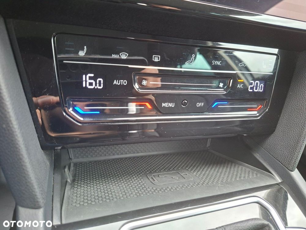 Volkswagen Passat Alltrack - 21