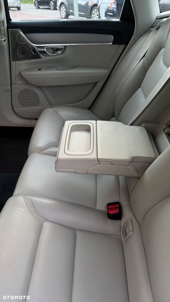 Volvo S90 D4 Inscription - 14