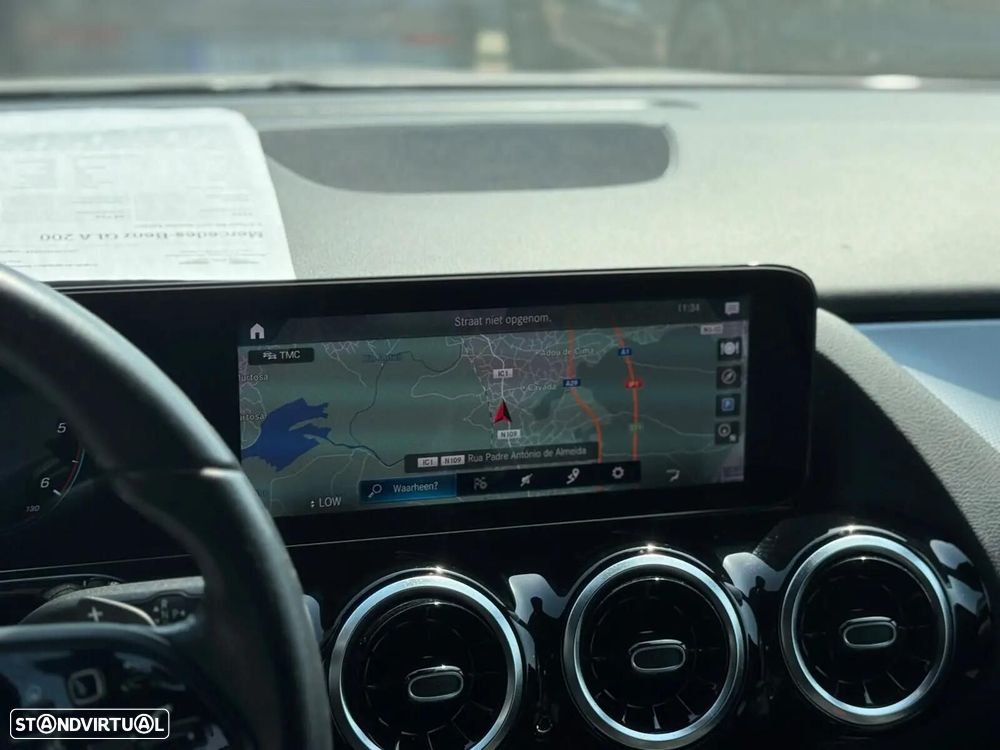 Mercedes-Benz GLA 200 d 4Matic 8G-DCT Special Edition - 18