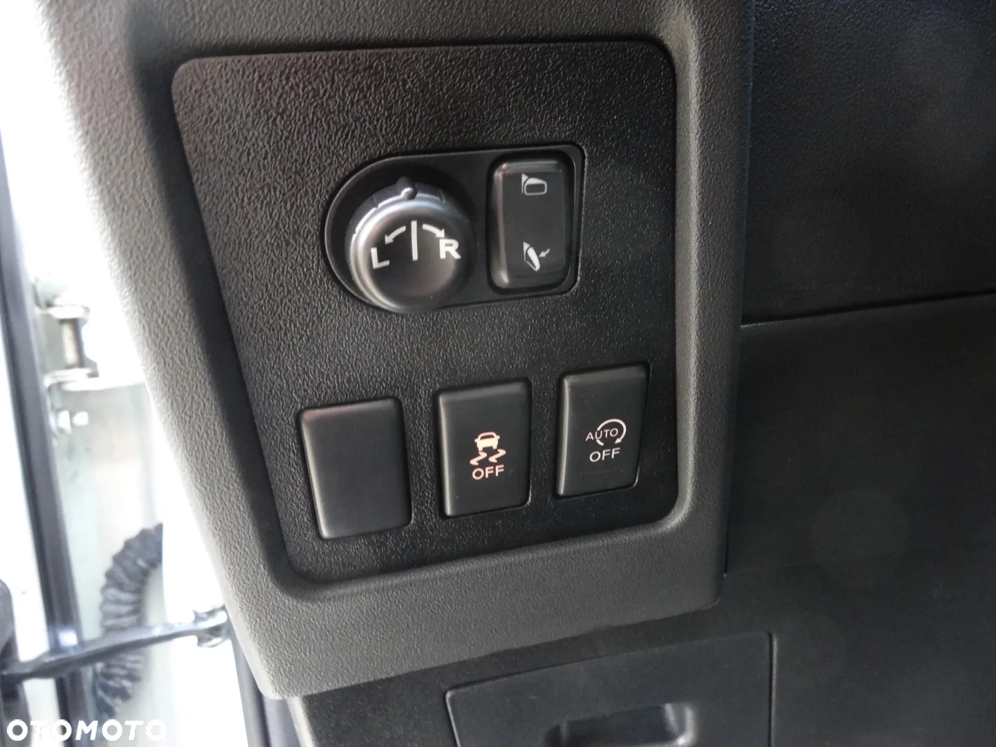 Nissan Qashqai 1.6 DCi 4x4 Tekna - 33