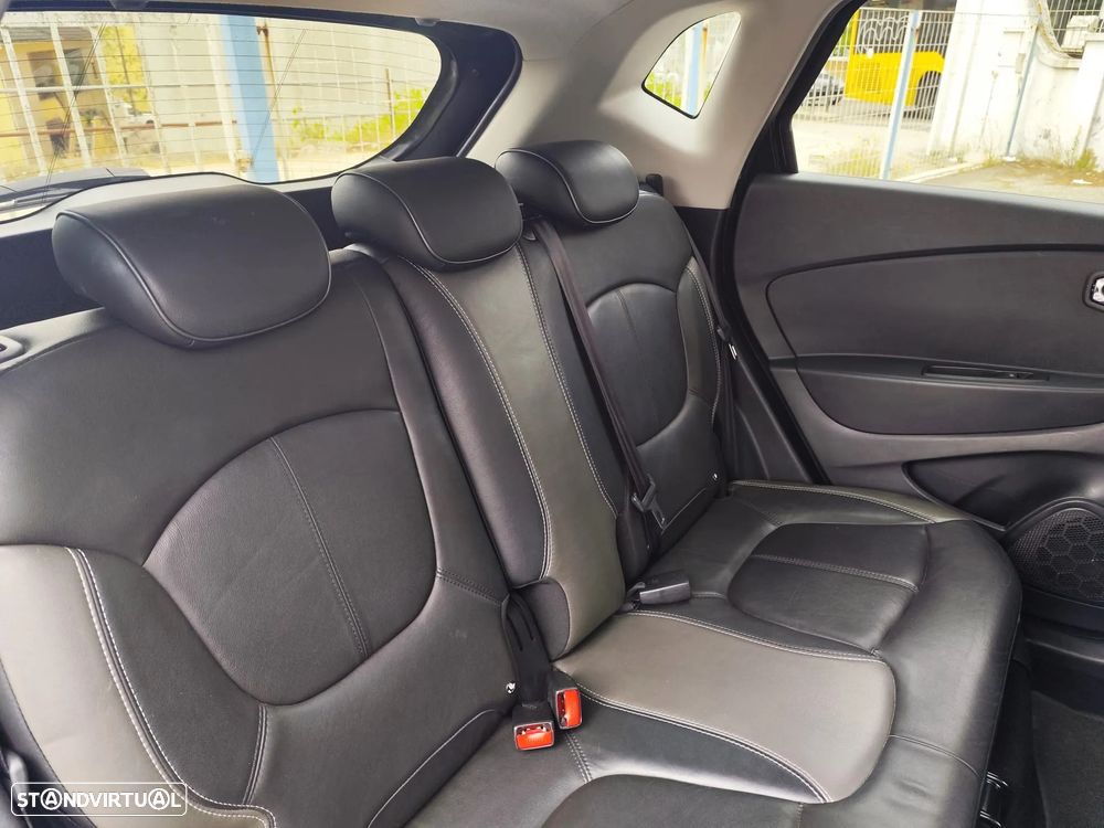 Renault Captur 0.9 TCE Exclusive XMOD - 16