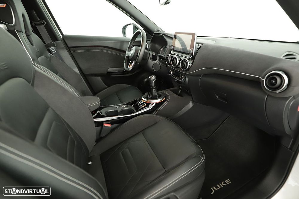 Nissan Juke 1.0 DIG-T N-Design A.Two Tone R.A. - 20