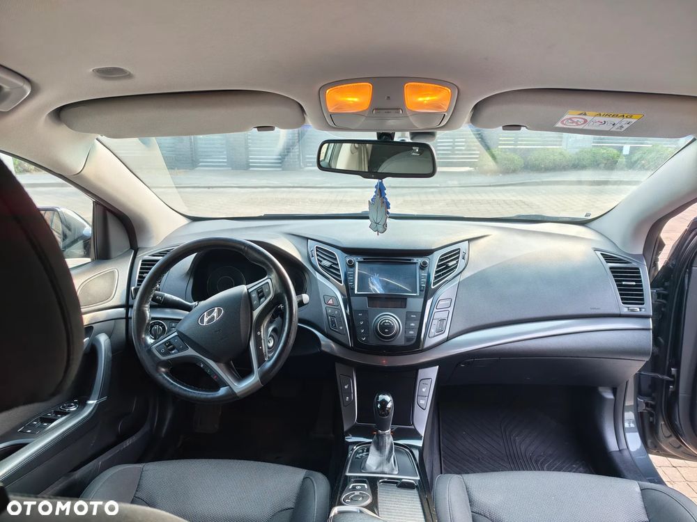 Hyundai i40 1.7 CRDi Comfort DCT - 11