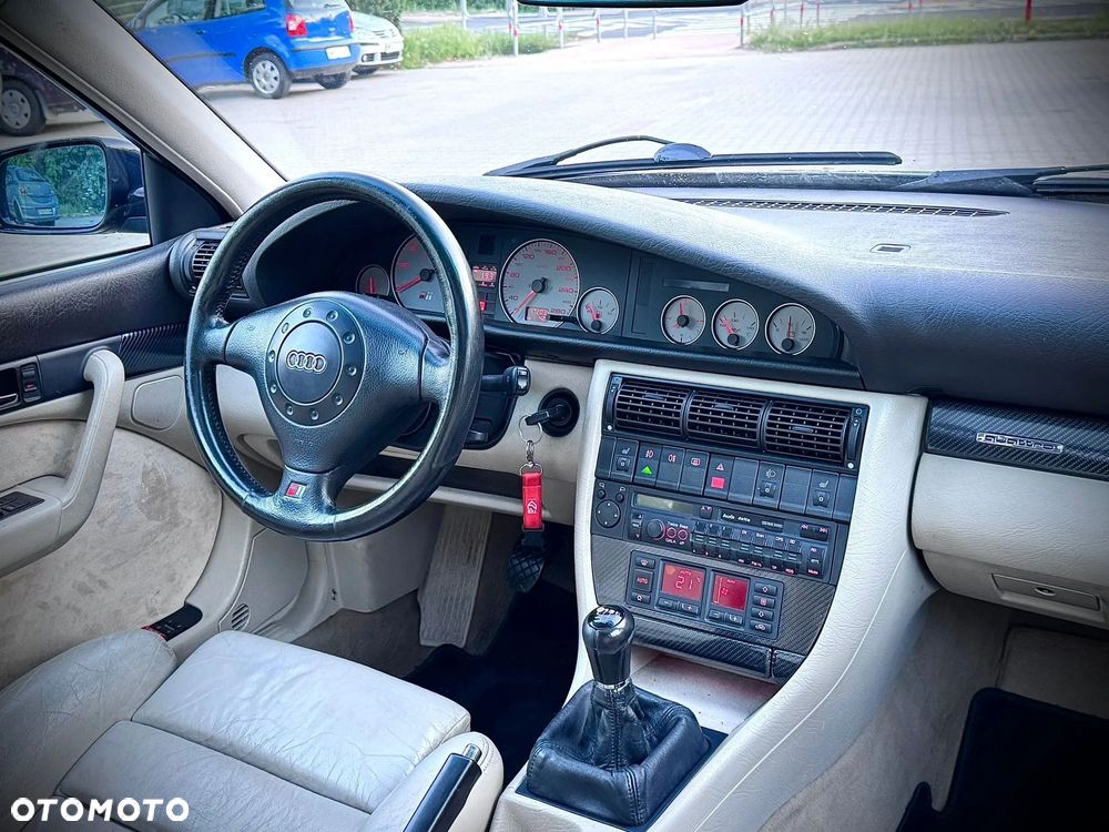 Audi S6 Avant - 22