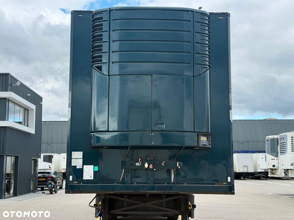 Schmitz Cargobull SCB - 3