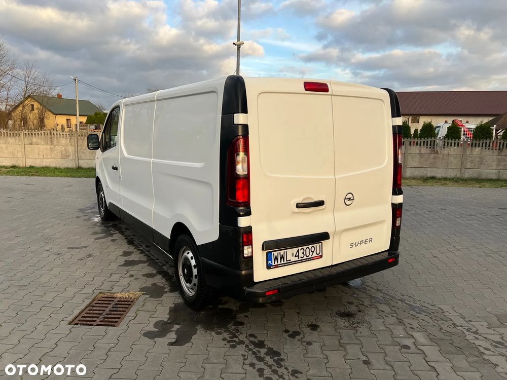 Opel Vivaro - 6