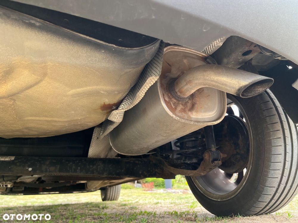 Ford Fiesta 1.25 Titanium EU5 - 17