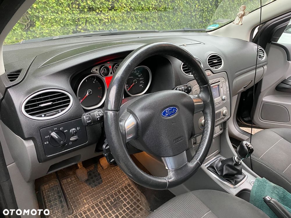 Ford Focus - 13