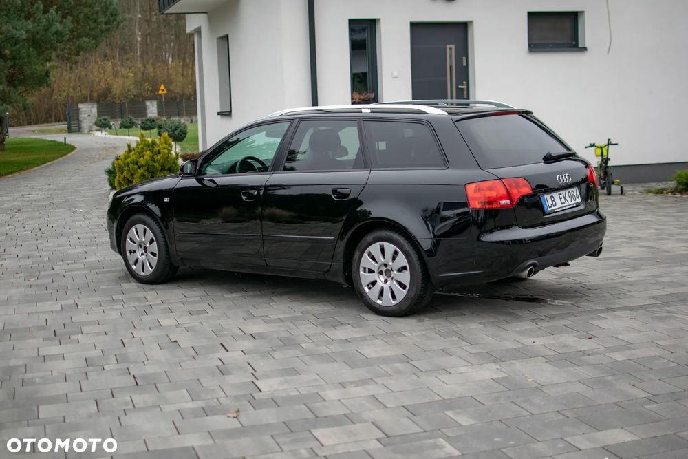 Audi A4 Avant - 30