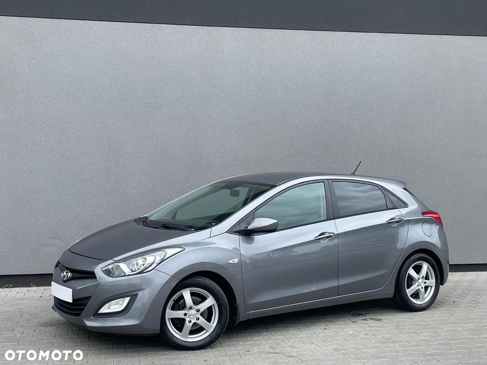 Hyundai i30 i30cw 1.4 UEFA EURO 2012 Edition - 1