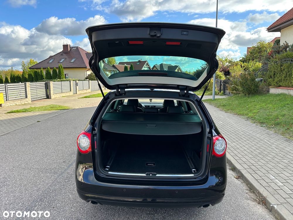 Volkswagen Passat 2.0 TDI 4Mot Highline DSG - 31