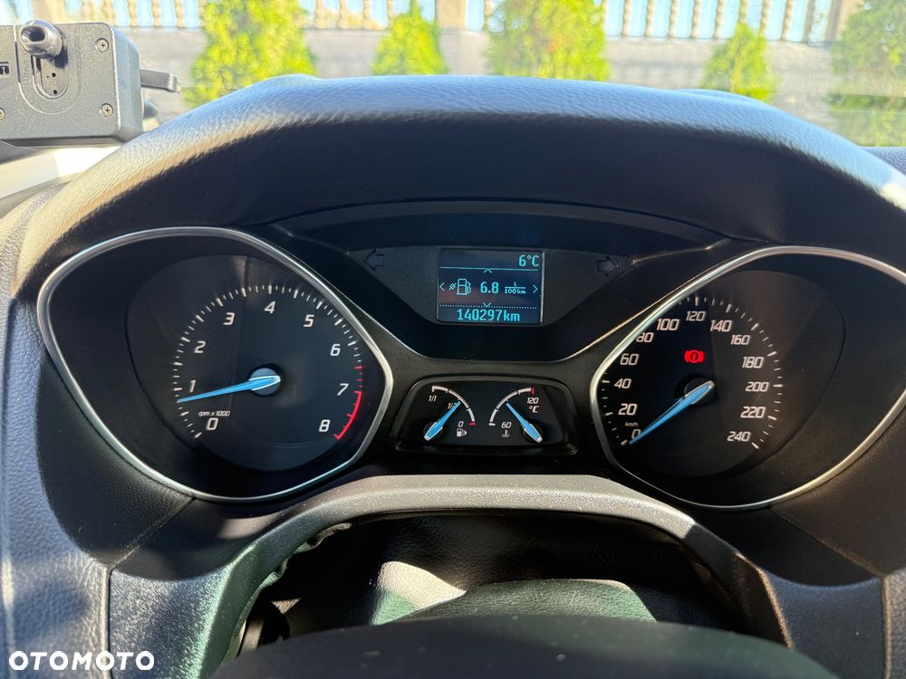 Ford Focus - 26