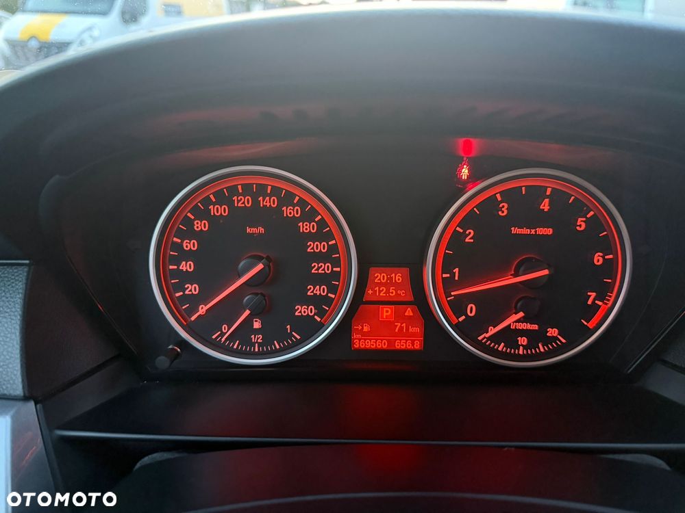BMW Seria 5 525i - 19