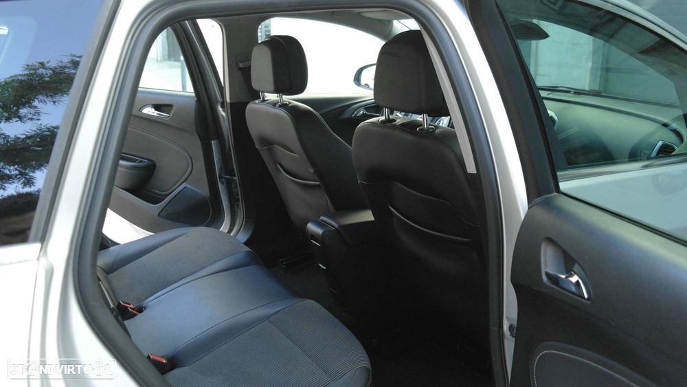 Opel Astra Sports Tourer 1.7 CDTi Cosmo S/S - 17