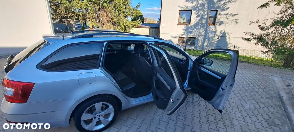 Skoda Octavia 1.4 TSI Ambition DSG - 5