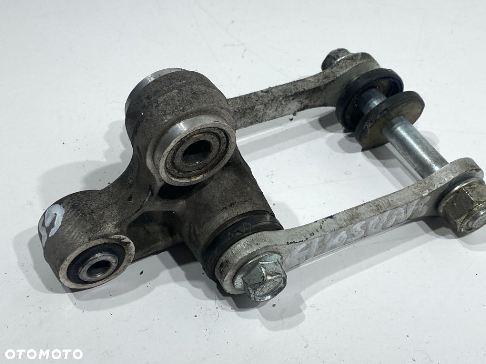 Kołyska wahacz   Hyosung 650 GT  14R - 2