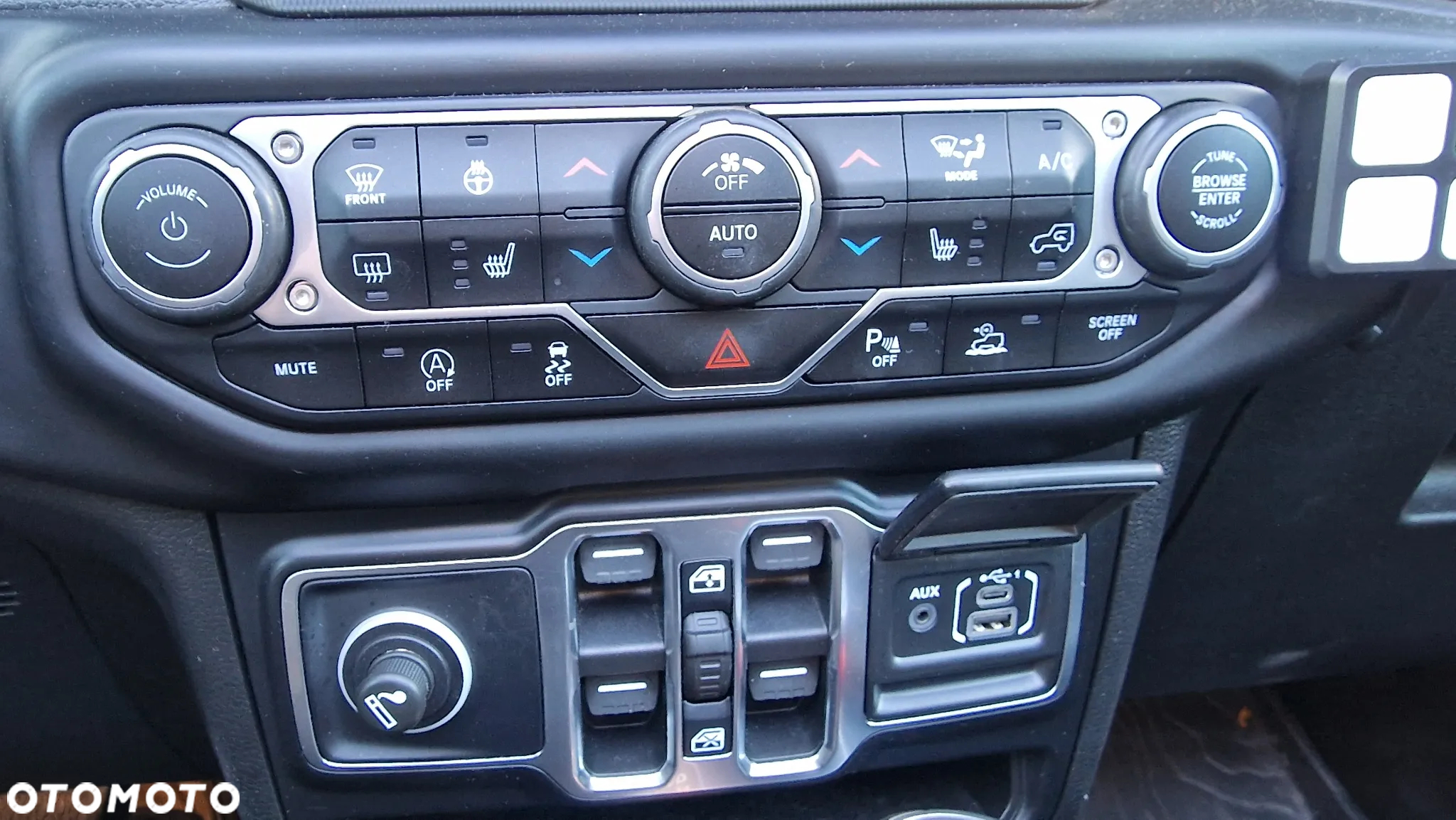 Jeep Gladiator 3.0 V6 MultiJet Overland - 10