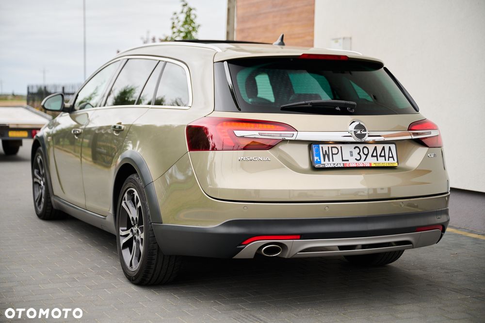 Opel Insignia 2.0 CDTI 4x4 Country Tourer ecoFLEX - 11