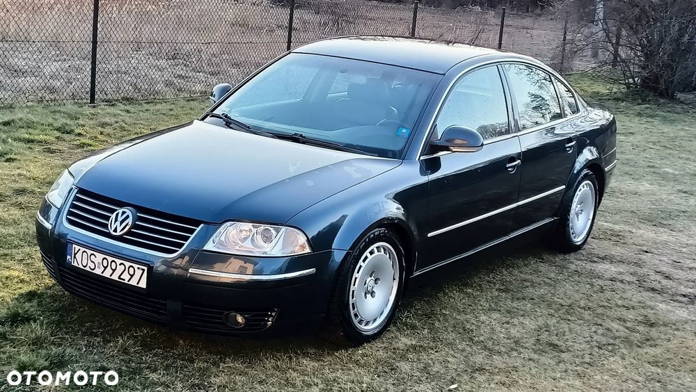 Volkswagen Passat 2.5 TDI 4Mot Highline - 6