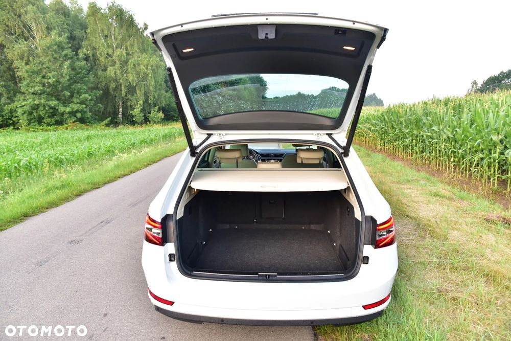 Skoda Superb 2.0 TDI SCR 4x4 L&K DSG - 27