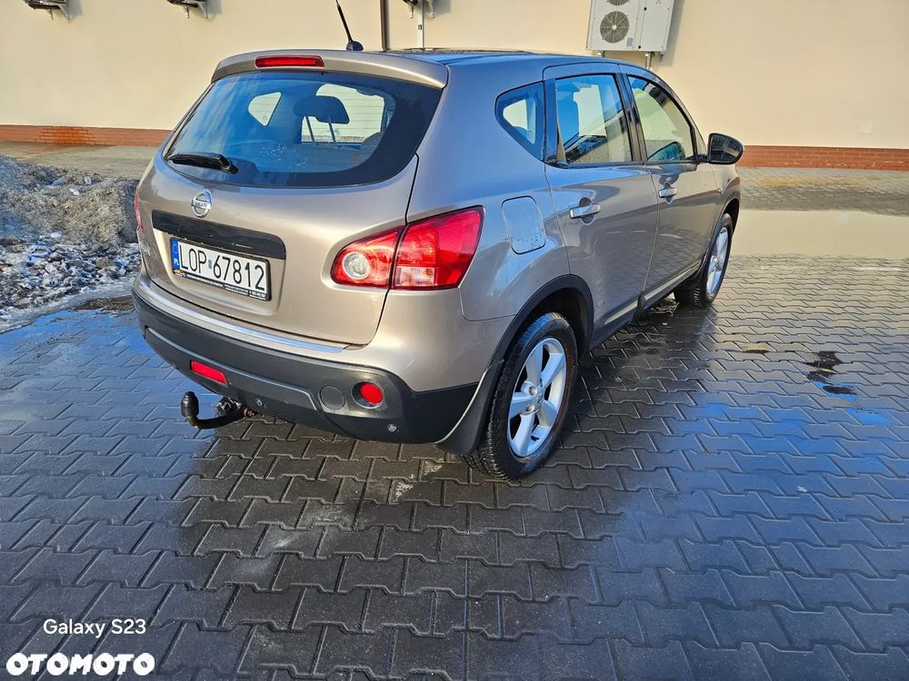 Nissan Qashqai - 2
