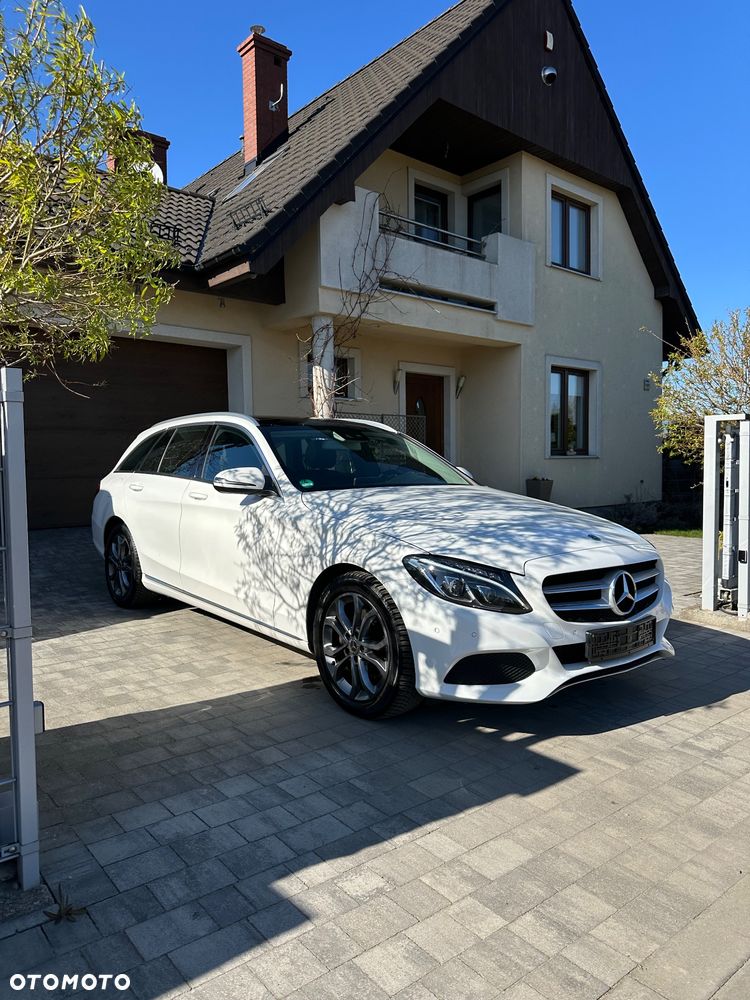 Mercedes-Benz Klasa C 200 9G-TRONIC Exclusive - 2