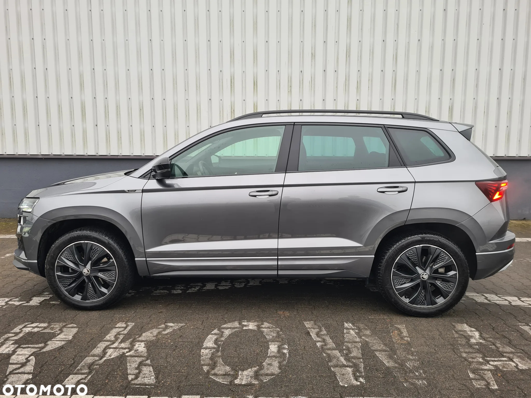 Skoda Karoq 1.5 TSI ACT 4x2 Sportline DSG - 4