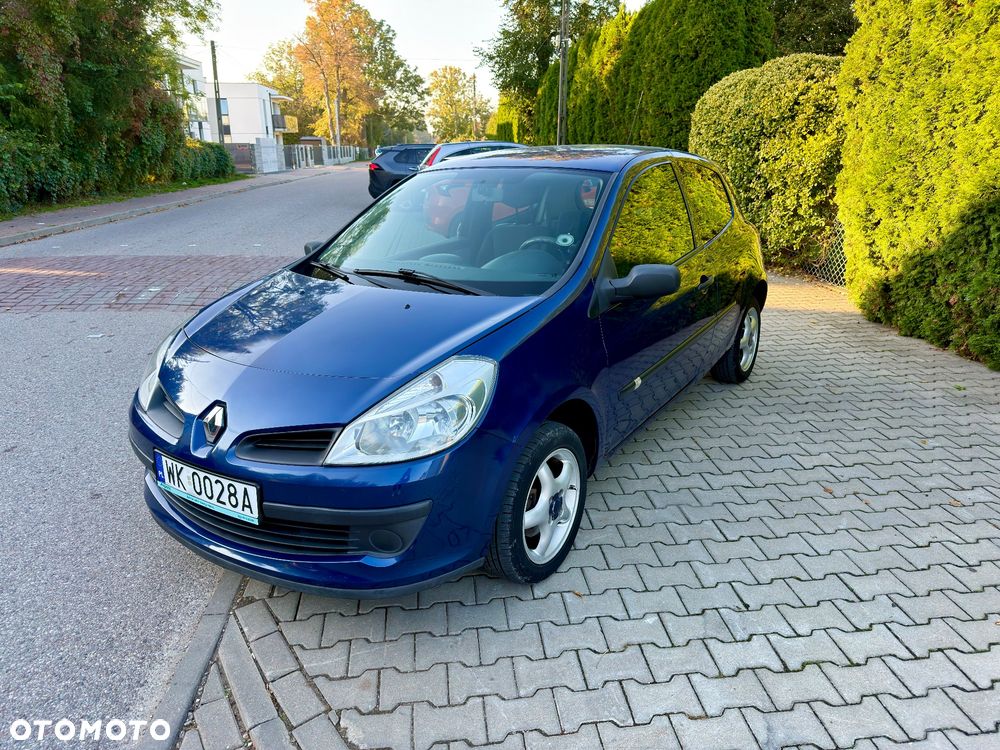 Renault Clio 2007 photo 3