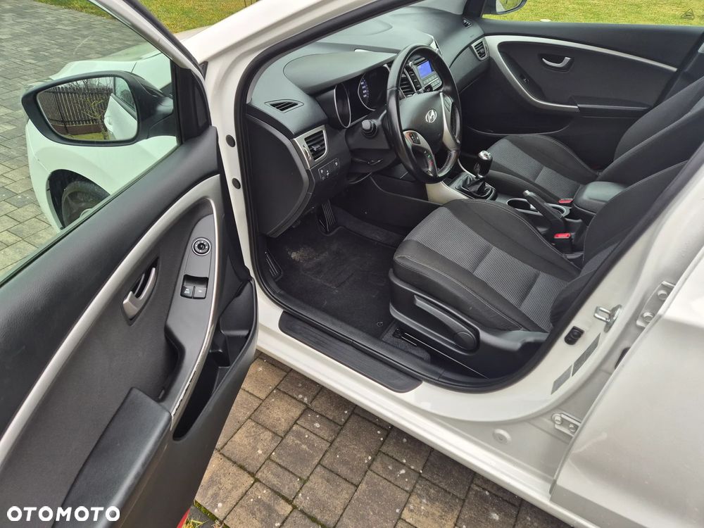 Hyundai i30 1.4 Comfort - 8