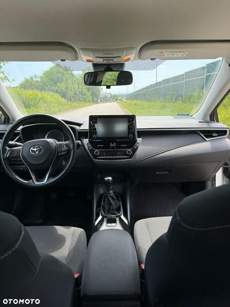 Toyota Corolla 1.6 Comfort - 11