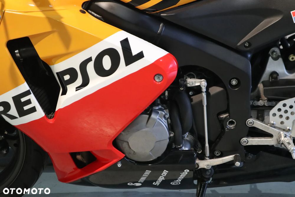 Honda CBR - 6
