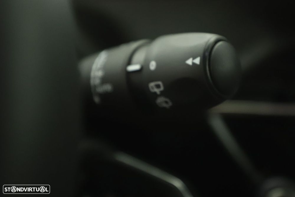 Peugeot 2008 1.2 PureTech Allure - 20