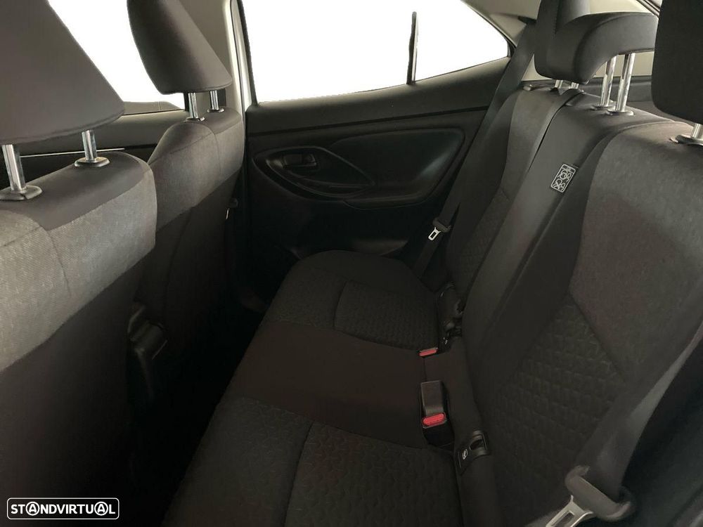 Toyota Yaris Cross 1.5 HDF Comfort Plus - 11