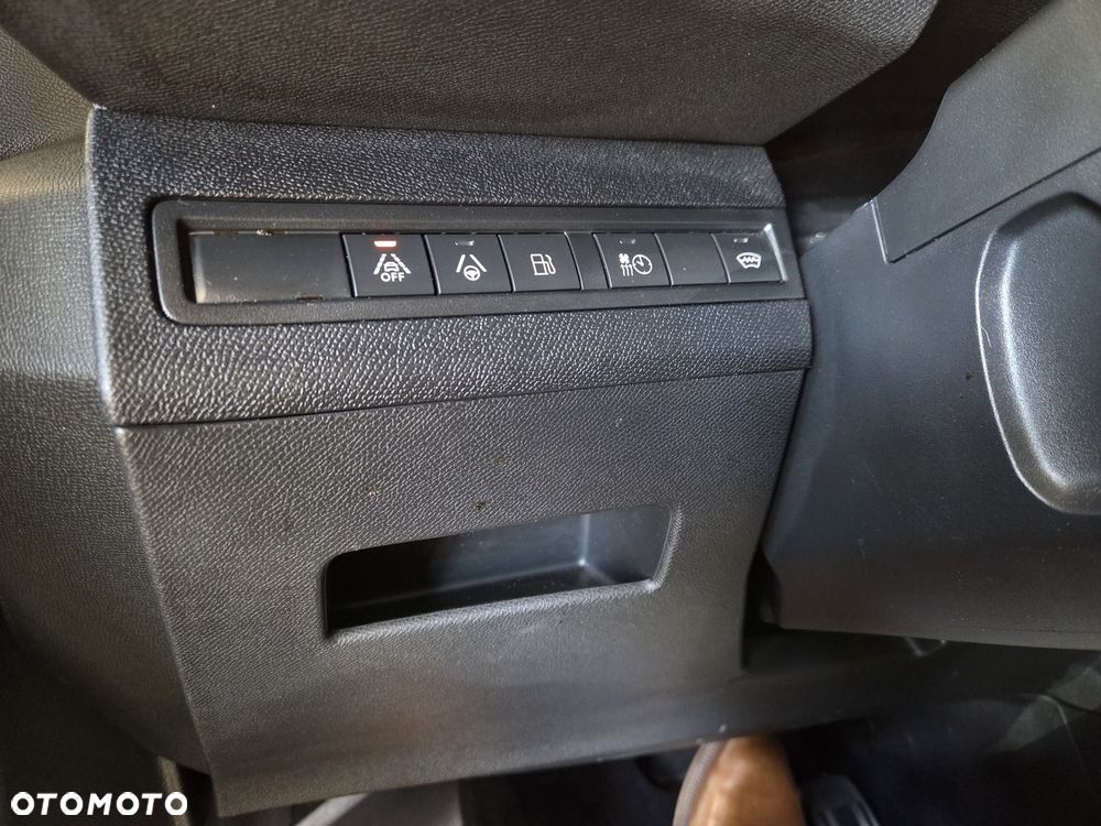 Peugeot 3008 1.6 PureTech Hybrid4 PHEV GT S&S EAT8 - 16