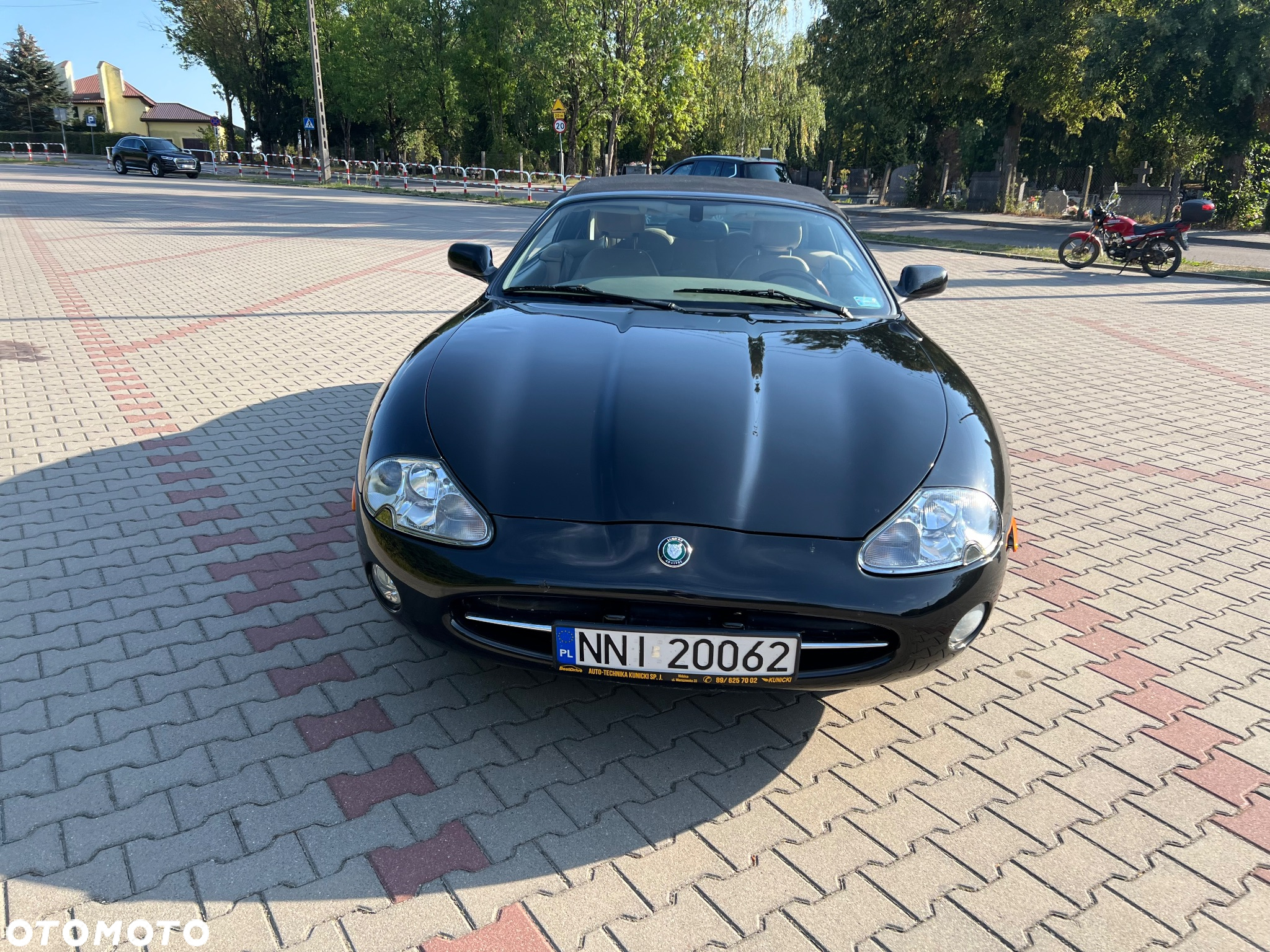 Jaguar XK8 4.0 - 19